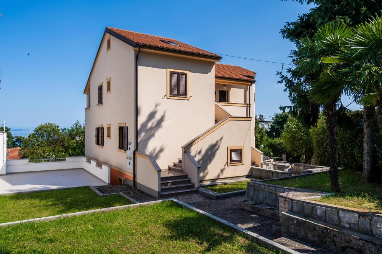 Downtown Apartment Helena Опатия Экстерьер фото